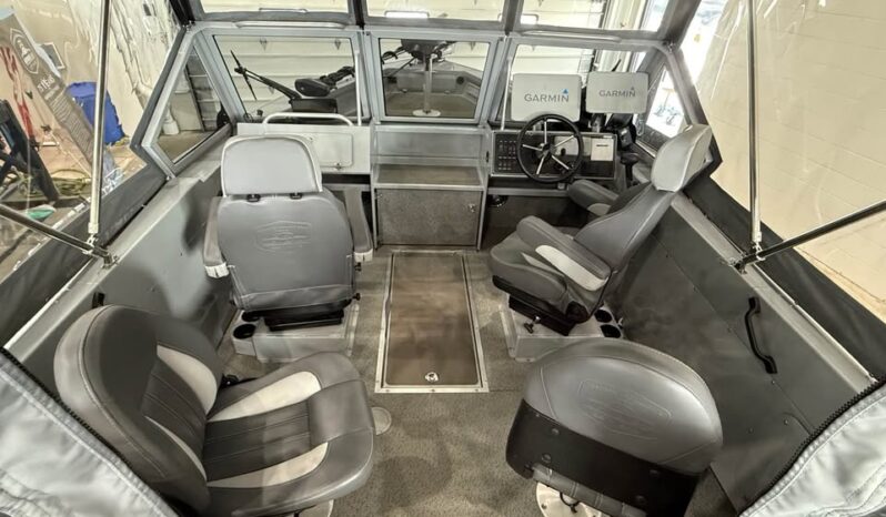 2024 Hewes Craft 221 Evolution full