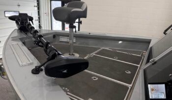 2024 Hewes Craft 221 Evolution full