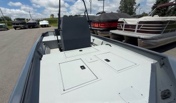 2026 Crestliner 1660 Retriever FCC full