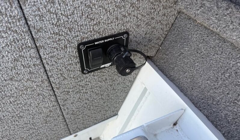 2025 Hewes Craft 200 Pro V HT ET full