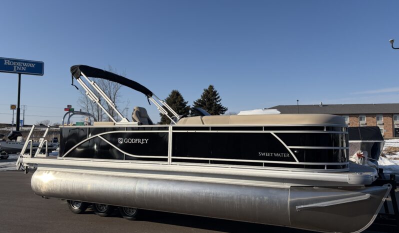 2026 Godfrey Sweetwater 2086CSE