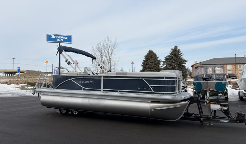 2026 Godfrey Sweetwater 2086CSE