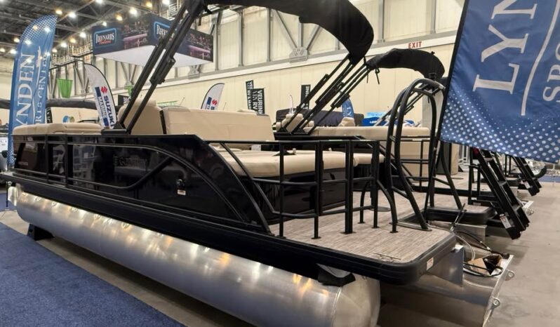 2026 Godfrey Sweetwater 2286SFLC Tritoon