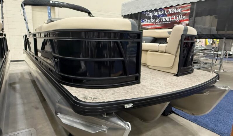 2026 Godfrey Sweetwater 2286SFLC Tritoon