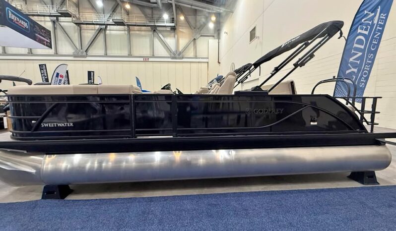 2026 Godfrey Sweetwater 2286SFLC Tritoon