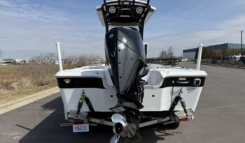 2019 Wellcraft 221 Bay Tournament Edition full