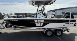 2019 Wellcraft 221 Bay Tournament Edition