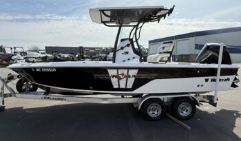 2019 Wellcraft 221 Bay Tournament Edition full