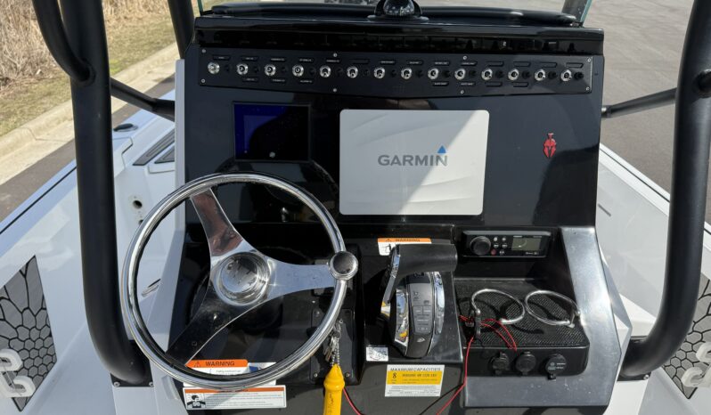 2019 Wellcraft 221 Bay Tournament Edition full