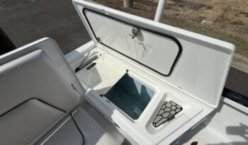 2019 Wellcraft 221 Bay Tournament Edition full