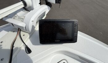 2019 Wellcraft 221 Bay Tournament Edition full