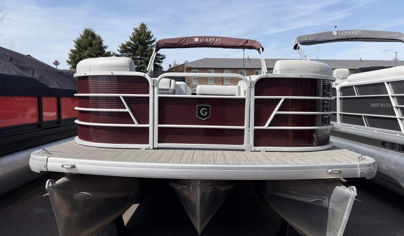 2022 Godfrey Sweetwater 2286C TT