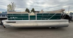 2015 Godfrey Sweetwater 2286SLC Tritoon