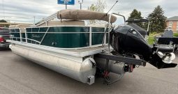 2015 Godfrey Sweetwater 2286SLC Tritoon