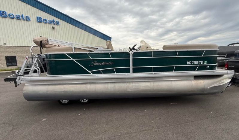 2015 Godfrey Sweetwater 2286SLC Tritoon