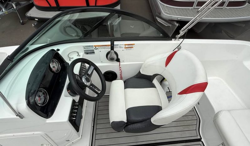 2019 Hurricane SunDeck 187 full