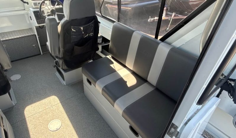 2023 Hewes Craft 210 Sea Runner Et HT full