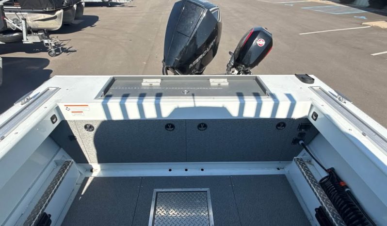 2023 Hewes Craft 210 Sea Runner Et HT full