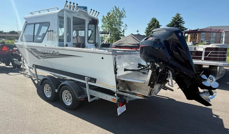 2023 Hewes Craft 210 Sea Runner Et HT full