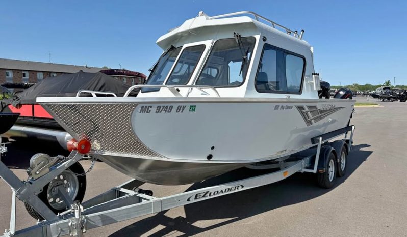 2023 Hewes Craft 210 Sea Runner Et HT full