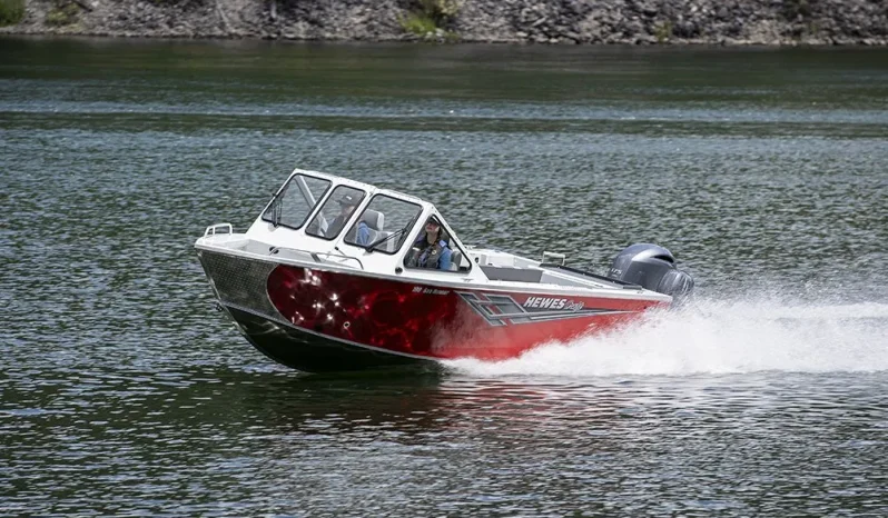 2027 Hewes Craft 210 Sea Runner ET full