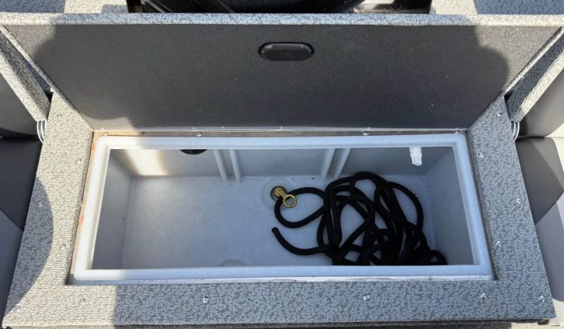 2025 Crestliner 1750 Hawk WT J full