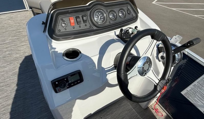 2021 Godfrey Sweetwater 2086CX full