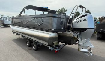 2023 Angler Qwest 8522 Pro Family Fish Tritoon full