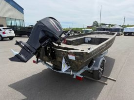 2027 Crestliner 1760 Retriever Deluxe Tiller