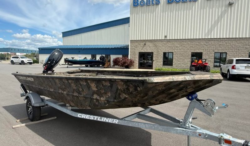 2027 Crestliner 1760 Retriever Deluxe Tiller