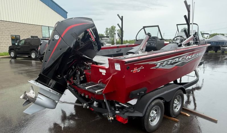 2024 Tracker Targa V18 Combo