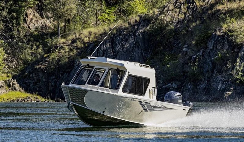 2027 Hewes Craft 210 Sea Runner ET HT full