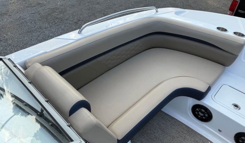 2022 Hurricane SunDeck 191 full