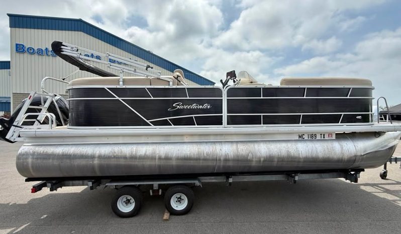 2015 Godfrey Sweetwater 2286SB Tritoon
