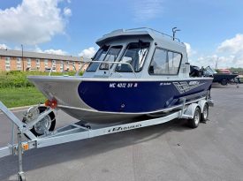 2022 Hewes Craft 210 Sea Runner ET HT