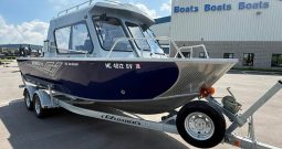 2022 Hewes Craft 210 Sea Runner ET HT