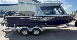 2022 Hewes Craft 210 Sea Runner ET HT