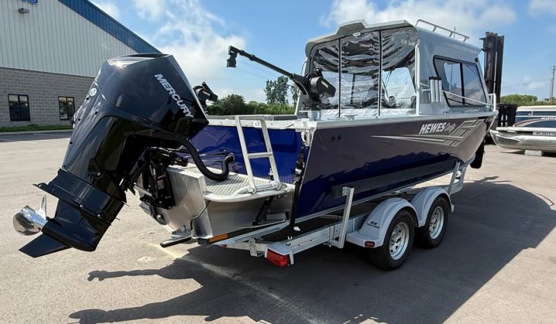 2022 Hewes Craft 210 Sea Runner ET HT full