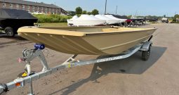 2026 Crestliner 1860 Retriever Deluxe Tiller