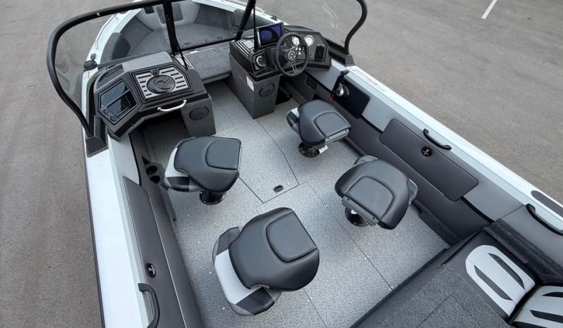 2027 Crestliner 1850 Sportfish full