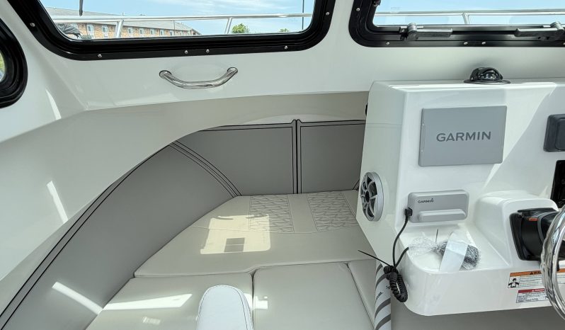 2027 Parker 227 Explorer full