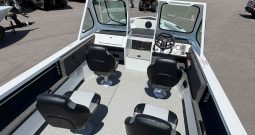 2027 Crestliner 1850 Commander