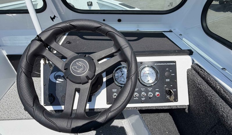 2027 Crestliner 1850 Commander full