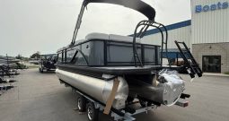 2027 Godfrey Sweetwater 2086CSE Tritoon