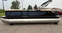 2027 Godfrey Sweetwater 2286 DT Tritoon
