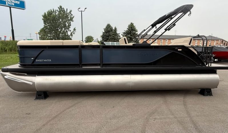 2027 Godfrey Sweetwater 2286 DT Tritoon
