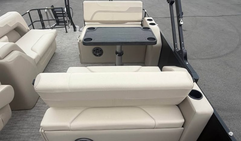 2027 Godfrey Sweetwater 2286 DT Tritoon full