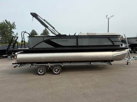 2027 Godfrey Sweetwater 2086CSE Tritoon