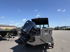 2027 Crestliner 2050 Commander HT