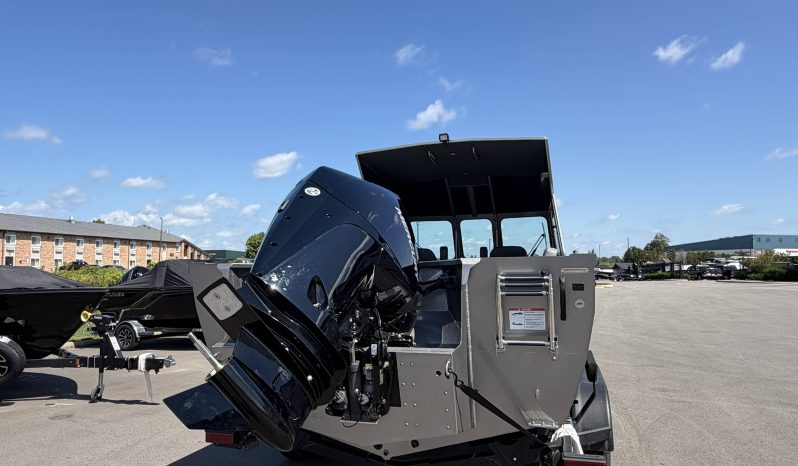 2027 Crestliner 2050 Commander HT